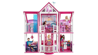 Illustration for article titled The Gender Politics of the Dollhouse
